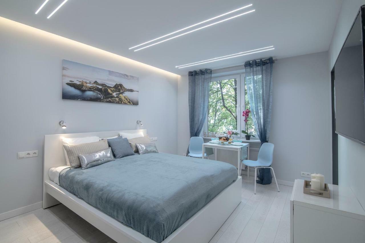 Wlr Apartments - Hoza I Warsawa Bagian luar foto