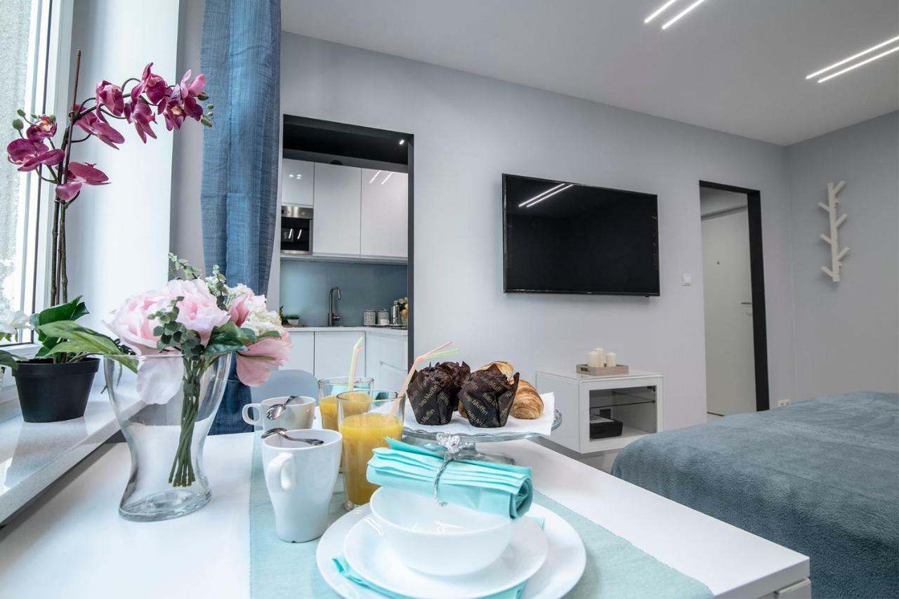 Wlr Apartments - Hoza I Warsawa Bagian luar foto