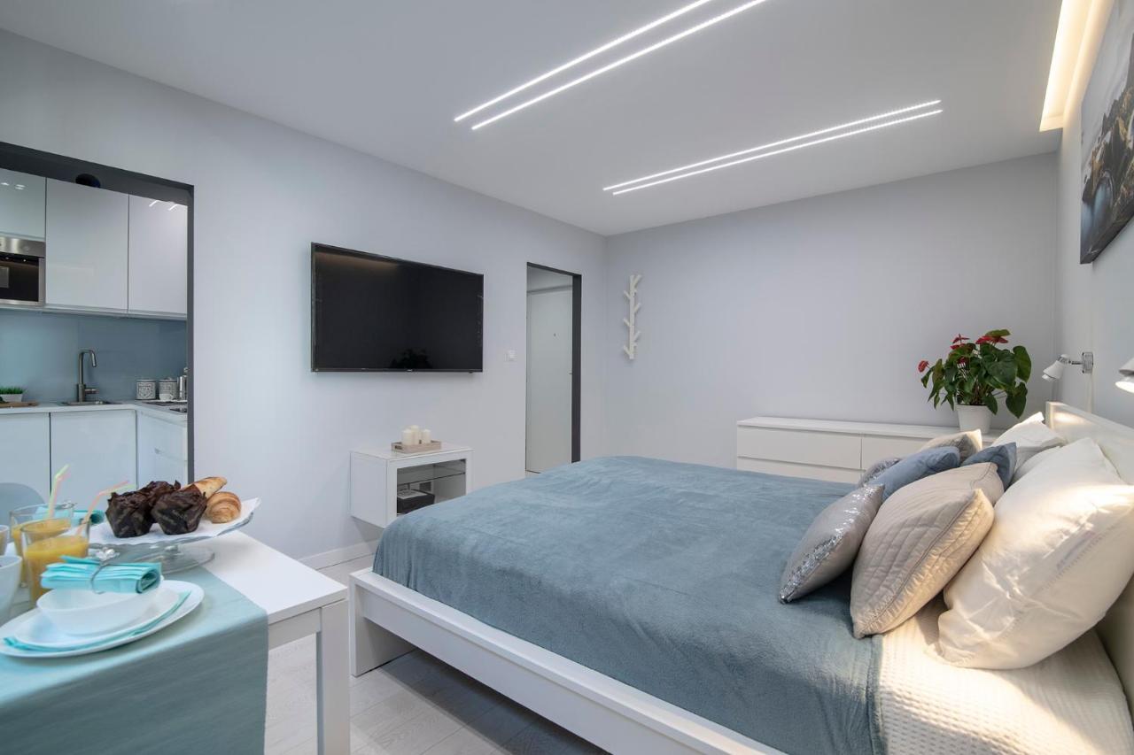 Wlr Apartments - Hoza I Warsawa Bagian luar foto